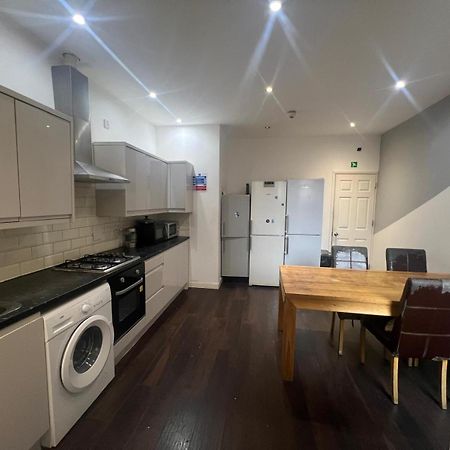 Deluxe Ensuite Double Room With Ensuite Coventry Extérieur photo