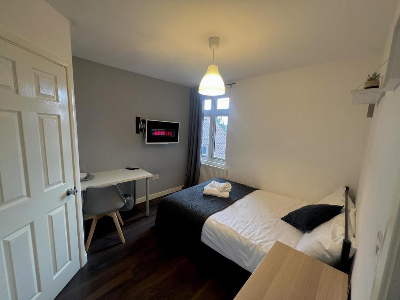 Deluxe Ensuite Double Room With Ensuite Coventry Extérieur photo